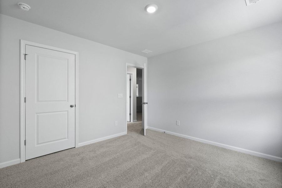 Spacious, unfurnished interior of a new home in The Garrison, Summerville (Image 24). Spacious, unfurnished interior of a new home in The Garrison, Summerville (Image 24).