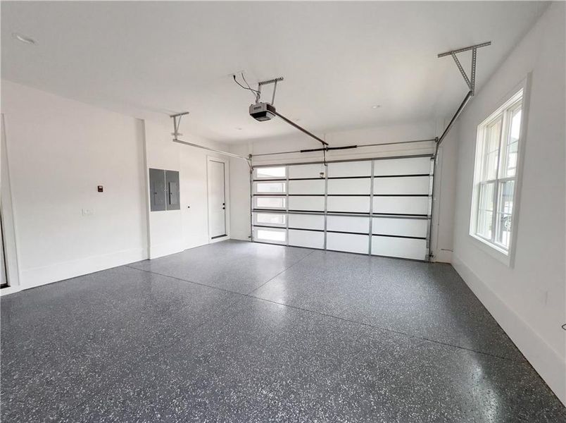 Spacious, unfurnished interior of a new home in , Bethlehem (Image 22).