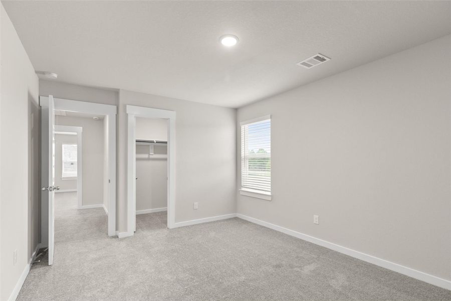 Spacious, unfurnished interior of a new home in Colony at Pinehurst 50s, Pinehurst (Image 13).