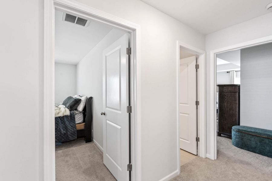 Furnished interior view inside a new home in , Beaufort (Image 47).