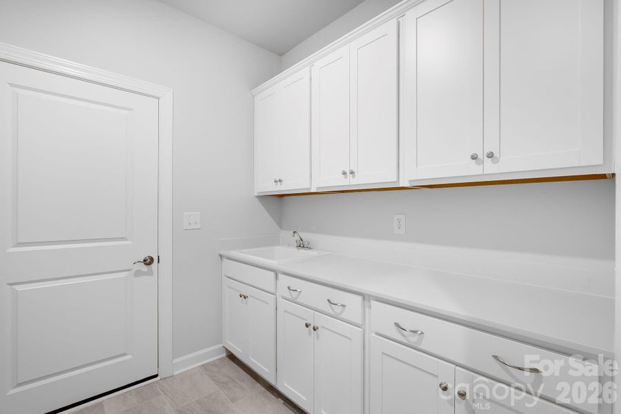 Furnished interior view inside a new home in Roselyn, Lancaster (Image 7). Furnished interior view inside a new home in Roselyn, Lancaster (Image 7).