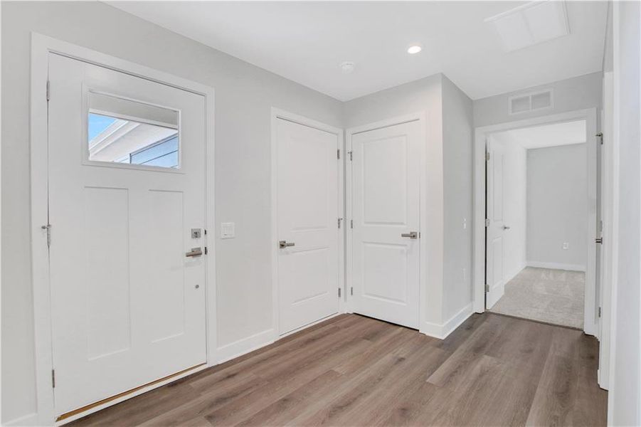 Spacious, unfurnished interior of a new home in Heritage Grove 2-Story, Calhoun (Image 13).