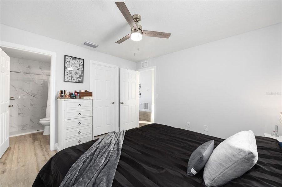 Furnished interior view inside a new home in , Ocala (Image 7).