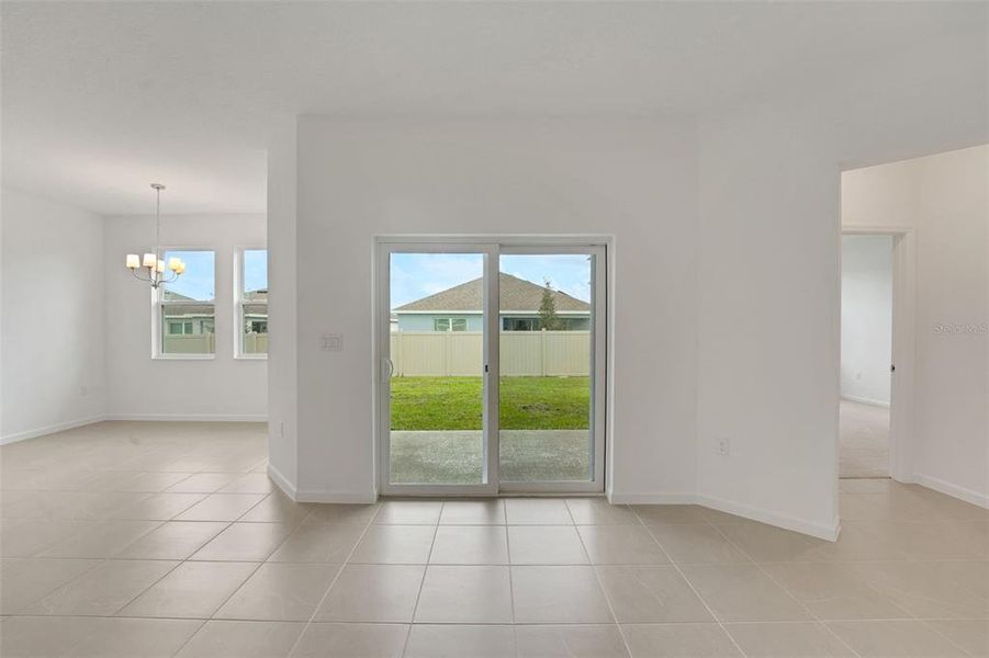 Spacious, unfurnished interior of a new home in Cypress Park Estates, Haines City (Image 29).