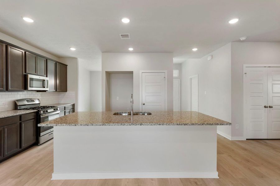 Furnished interior view inside a new home in Sterling Ridge, Huntsville (Image 6). Furnished interior view inside a new home in Sterling Ridge, Huntsville (Image 6).