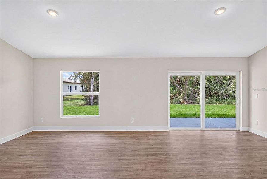 Spacious, unfurnished interior of a new home in , Port Charlotte (Image 11).