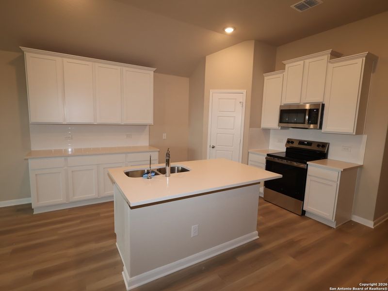 Furnished interior view inside a new home in Meadows at Clear Springs, New Braunfels (Image 7).