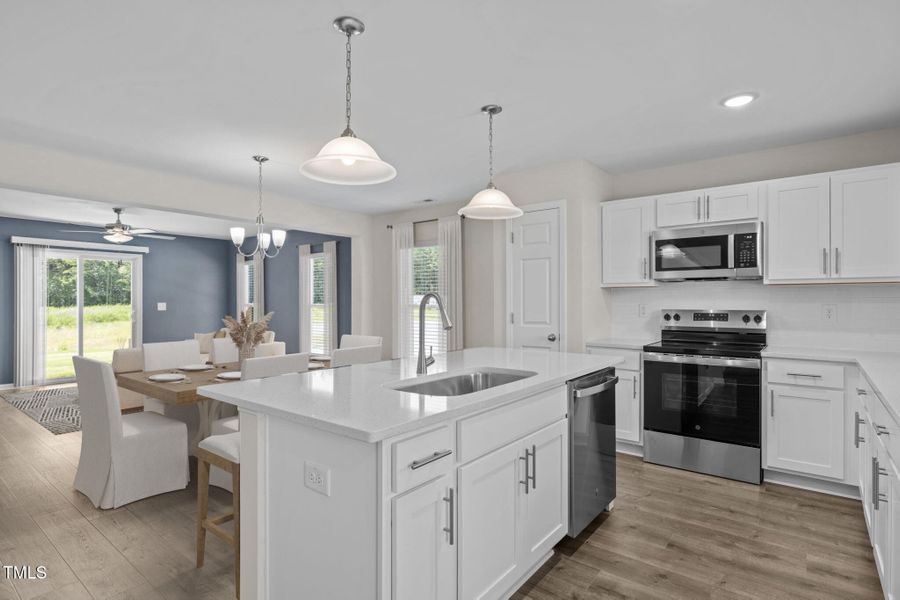 3-web-or-mls-5Z8A1411