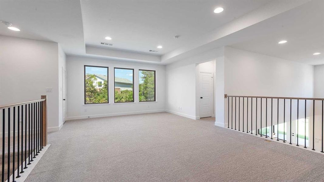 Spacious, unfurnished interior of a new home in The Heights At Uptown Celina 50', Celina (Image 18).