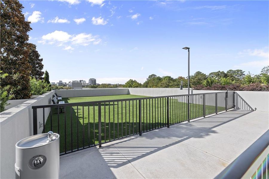 Community amenities in The Dillon Buckhead, Atlanta (Image 71).