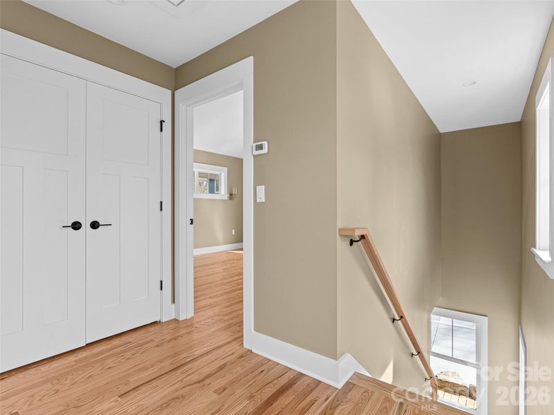 Spacious, unfurnished interior of a new home in , Asheville (Image 41).