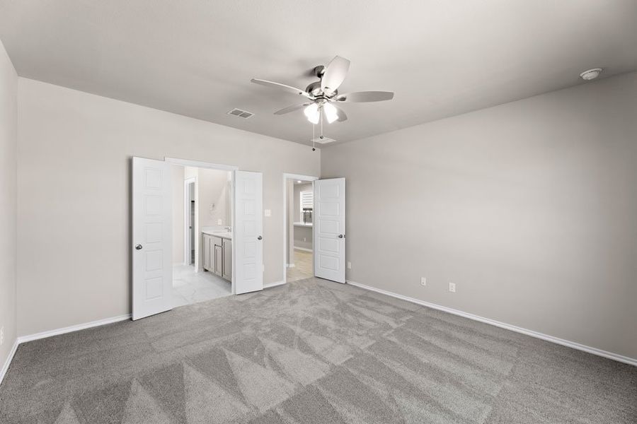 Front exterior of a new home in Heartland, Heartland, TX, highlighting curb appeal (Image 17). Front exterior of a new home in Heartland, Heartland, TX, highlighting curb appeal (Image 17).