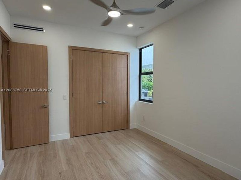 Spacious, unfurnished interior of a new home in , Fort Lauderdale (Image 34). Spacious, unfurnished interior of a new home in , Fort Lauderdale (Image 34).