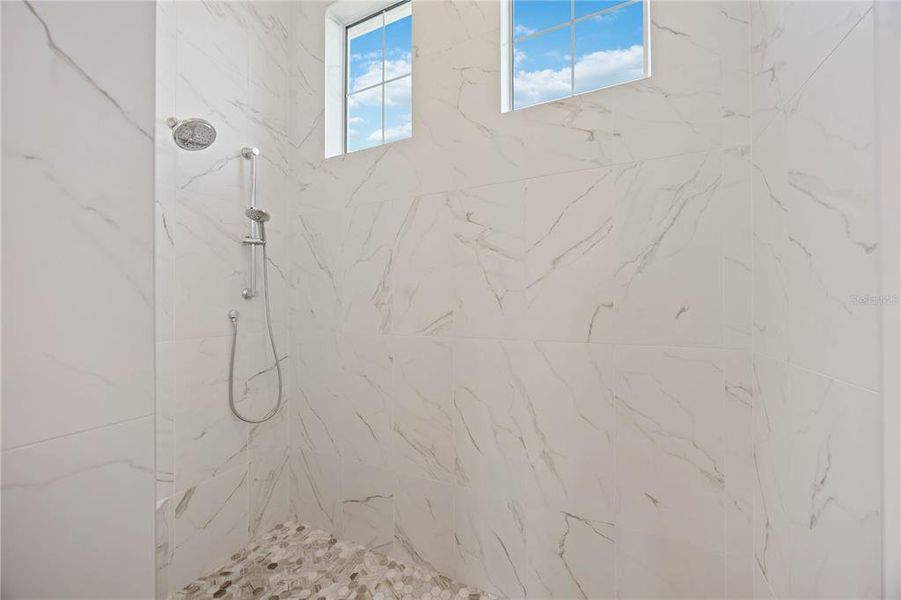 Image 36 of a home in .