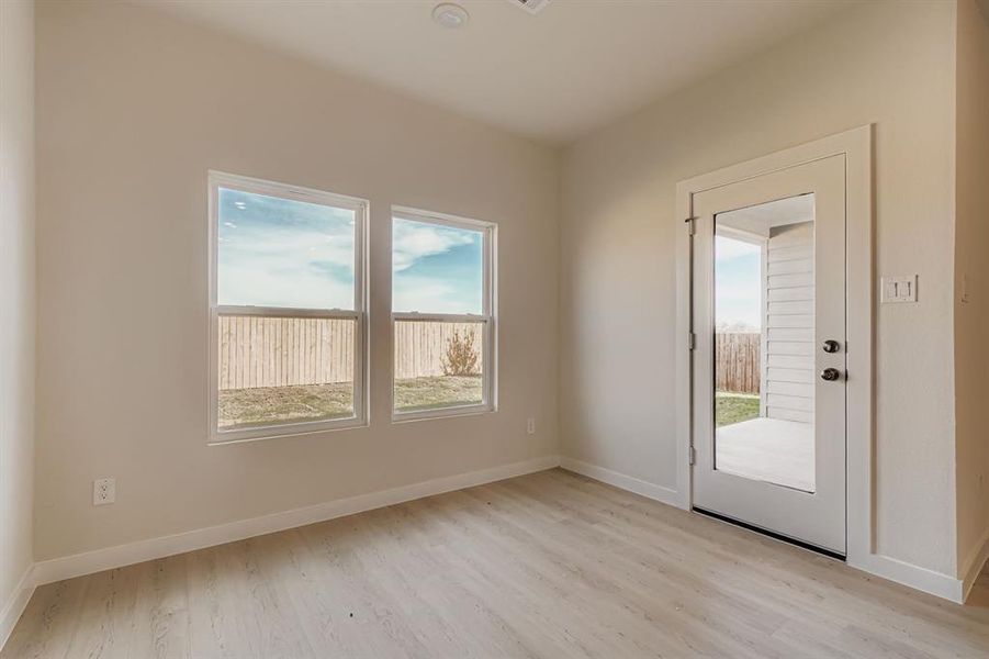 Spacious, unfurnished interior of a new home in MiraVerde, Crowley (Image 14).