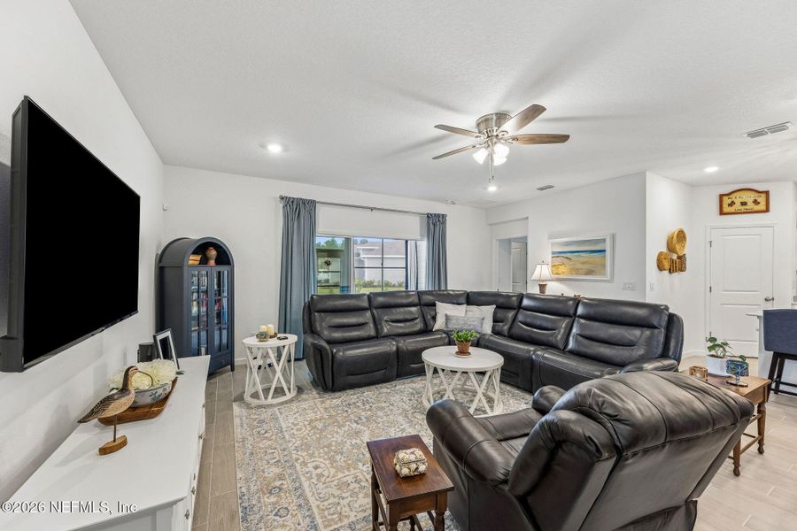 Furnished interior view inside a new home in , Yulee (Image 17).