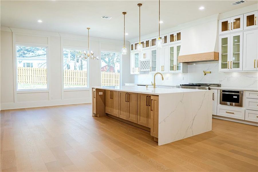Furnished interior view inside a new home in , Grayson (Image 15).