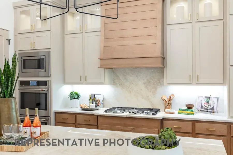 Furnished interior view inside a new home in Cross Creek West, Fulshear (Image 7).