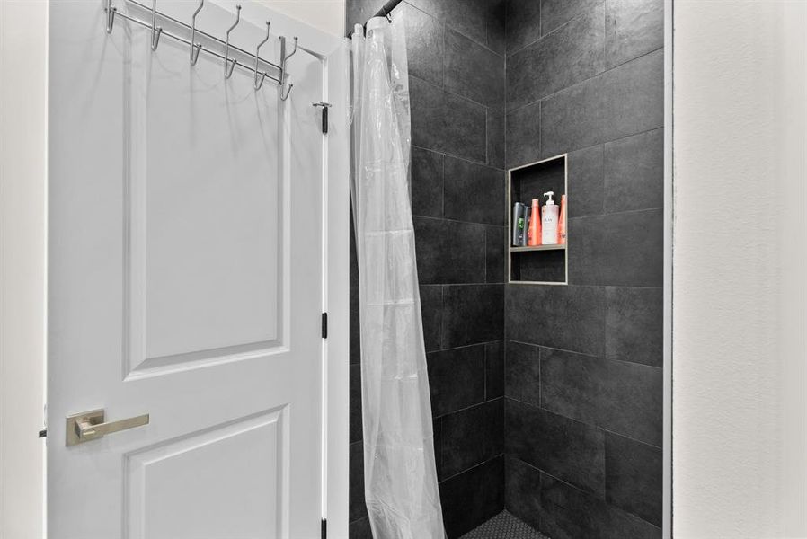 Image 27 of a home in .