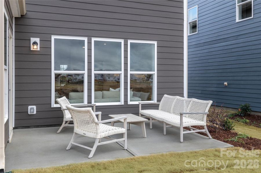 Not actual home. Photos of Riverton plan model home.