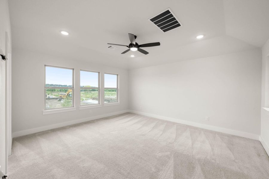 Spacious, unfurnished interior of a new home in Cottage Collection at Harvest, Argyle (Image 21).