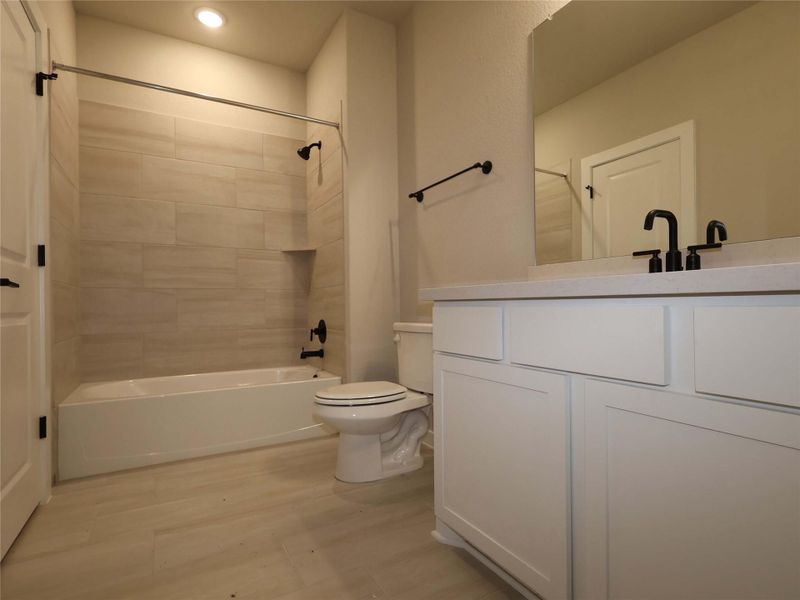 Furnished interior view inside a new home in Barksdale, Leander (Image 8). Furnished interior view inside a new home in Barksdale, Leander (Image 8).