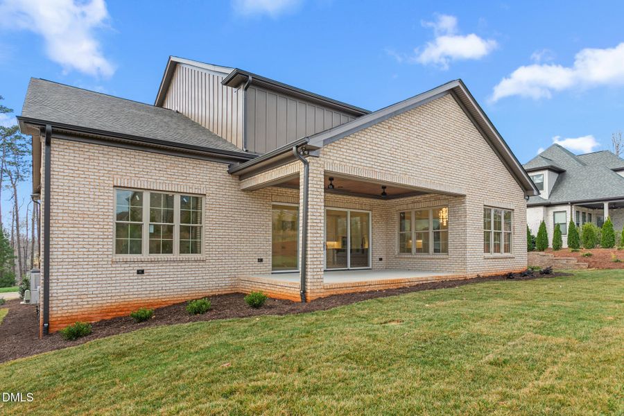 1150 Lochshire Drive-46