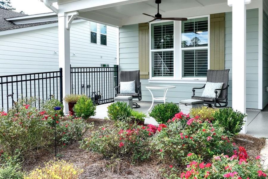 Exterior details and patio area of a home in , Hoschton (Image 3).