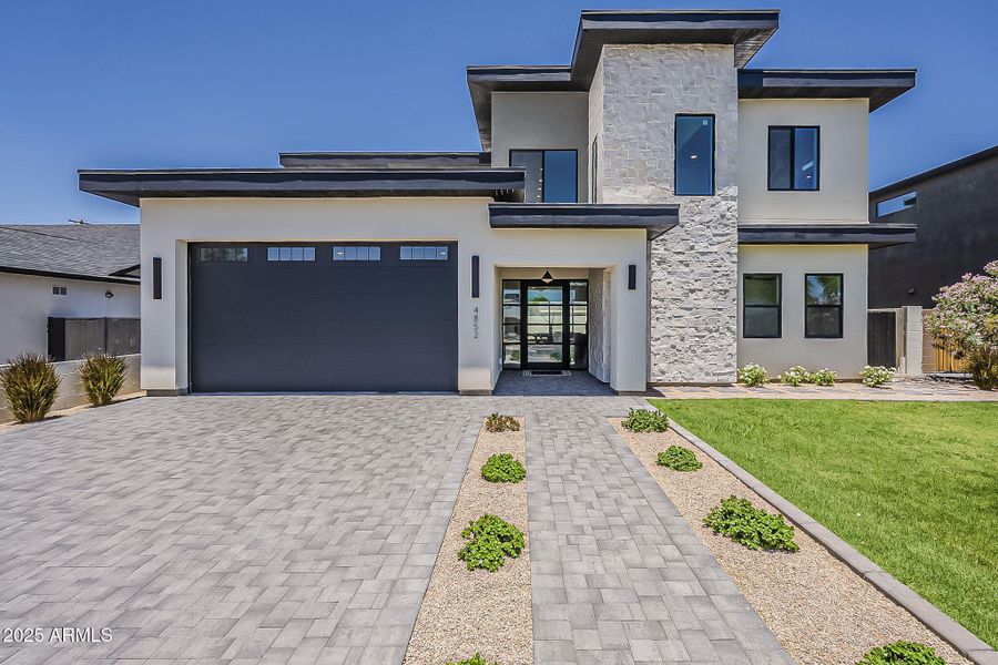 2-web-or-mls-Piccadilly-2 2-web-or-mls-Piccadilly-2