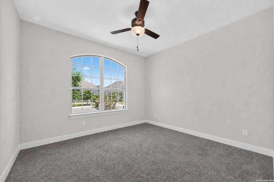 Spacious, unfurnished interior of a new home in Stillwater Ranch, San Antonio (Image 25).