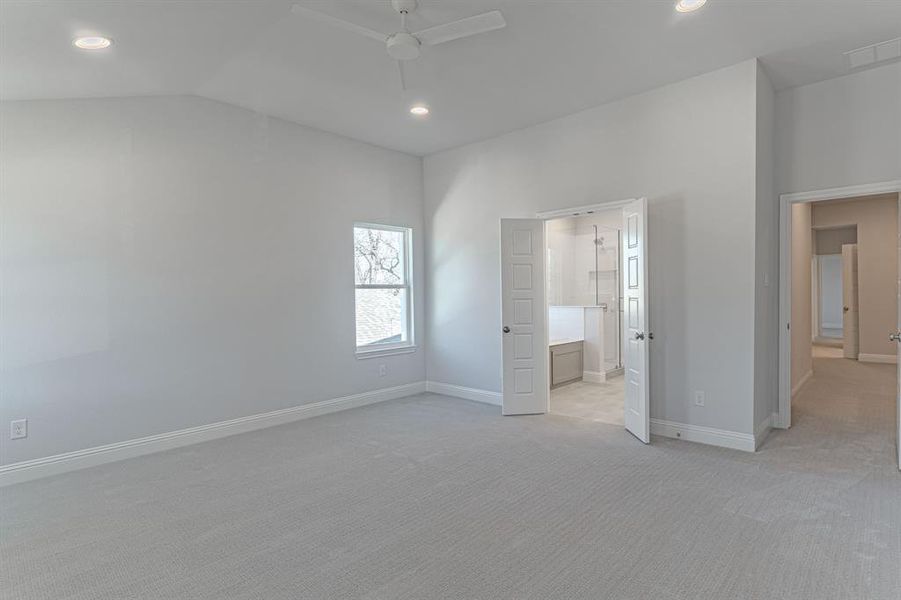 Spacious, unfurnished interior of a new home in , Fort Worth (Image 31).