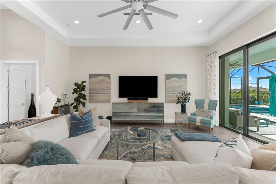 Furnished interior view inside a new home in , Port Charlotte (Image 68).