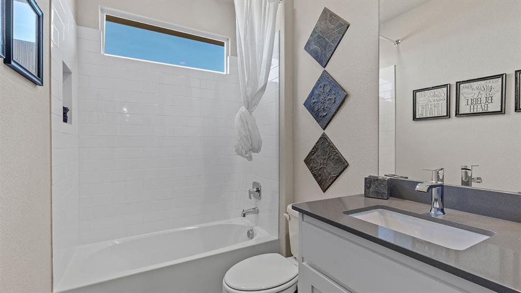 Furnished interior view inside a new home in Eagle Creek, Denton (Image 24).