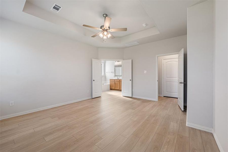 Spacious, unfurnished interior of a new home in Morningstar, Aledo (Image 17). Spacious, unfurnished interior of a new home in Morningstar, Aledo (Image 17).