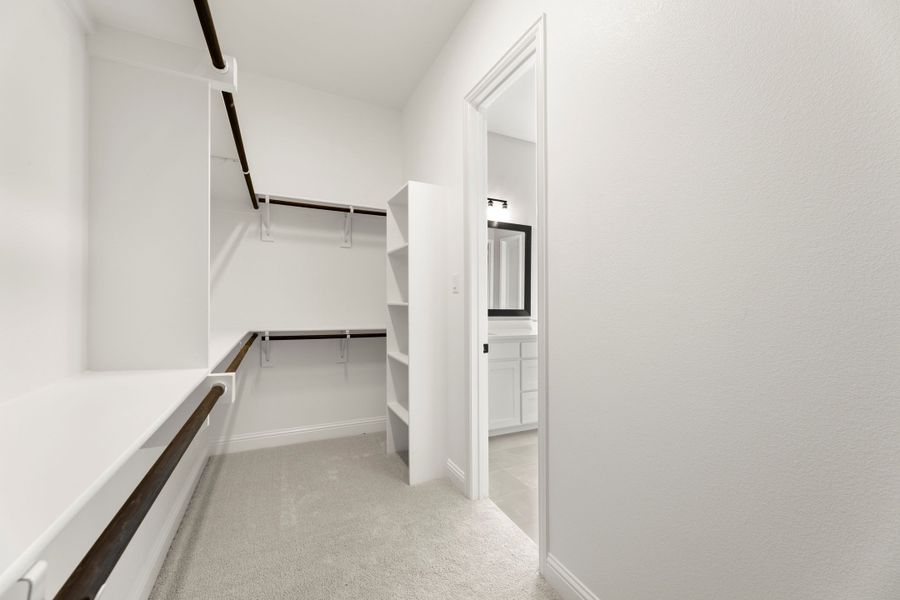 Representative unfurnished interior of a home built from the Derby by Windsor Homes in Ridge Pointe Estates, McLendon-Chisholm (Image 28).