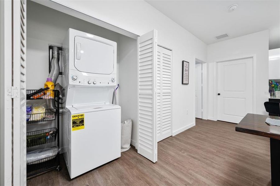 Furnished interior view inside a new home in , Gainesville (Image 14).