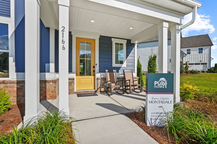 Representative exterior details of a home built from the Montadale by Pulte Homes in The Retreat at Carolina Ridge, Harrisburg (Image 36).