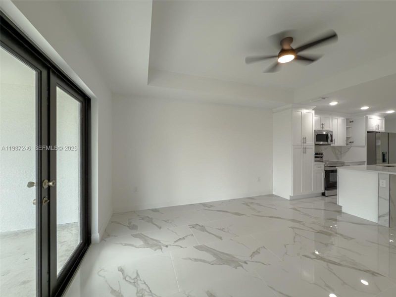 Spacious, unfurnished interior of a new home in , Lehigh Acres (Image 32).
