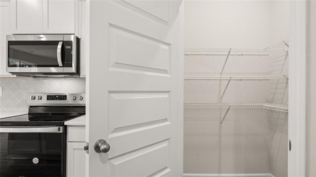 Image 36 of a home in Cedar Ridge - Locust Grove Station.