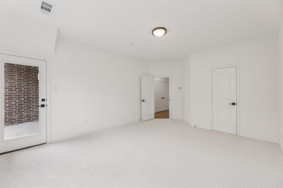 Spacious, unfurnished interior of a new home in , Lewisville (Image 20). Spacious, unfurnished interior of a new home in , Lewisville (Image 20).