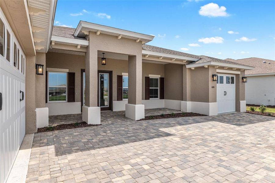 Exterior details and patio area of a home in , Ocala (Image 37).