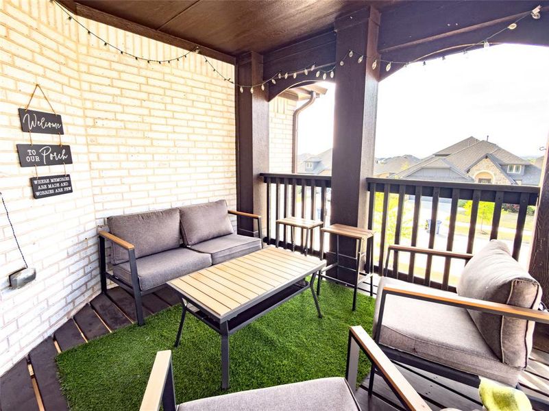 Balcony with an outdoor hangout area