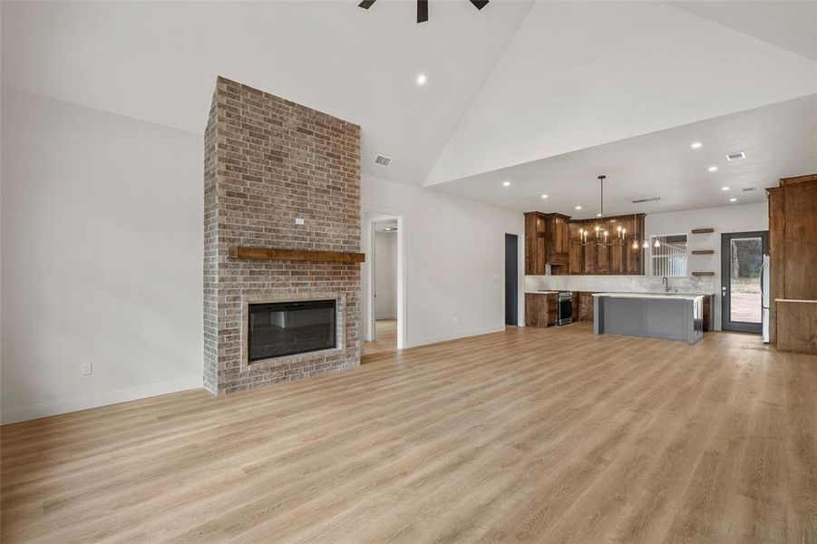 Spacious, unfurnished interior of a new home in , Waco (Image 31).