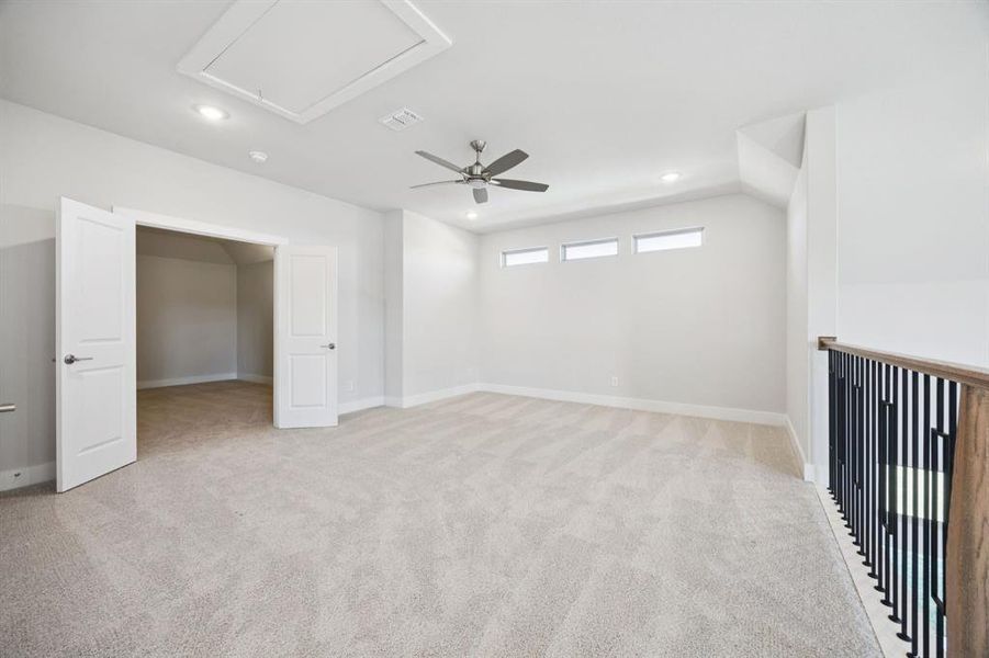 Spacious, unfurnished interior of a new home in Painted Tree Lakeside, McKinney (Image 14). Spacious, unfurnished interior of a new home in Painted Tree Lakeside, McKinney (Image 14).