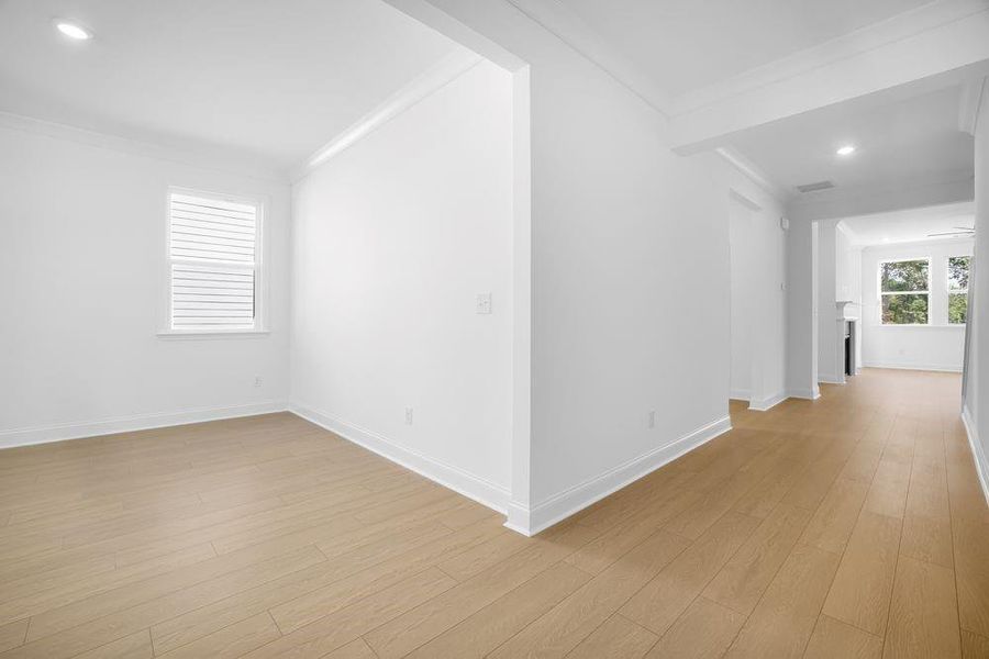 Spacious, unfurnished interior of a new home in Bailey Fence, Dacula (Image 32).