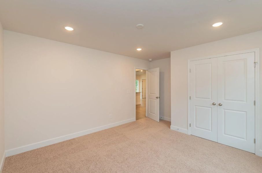 Spacious, unfurnished interior of a new home in Old Shoals, Monetta (Image 17).