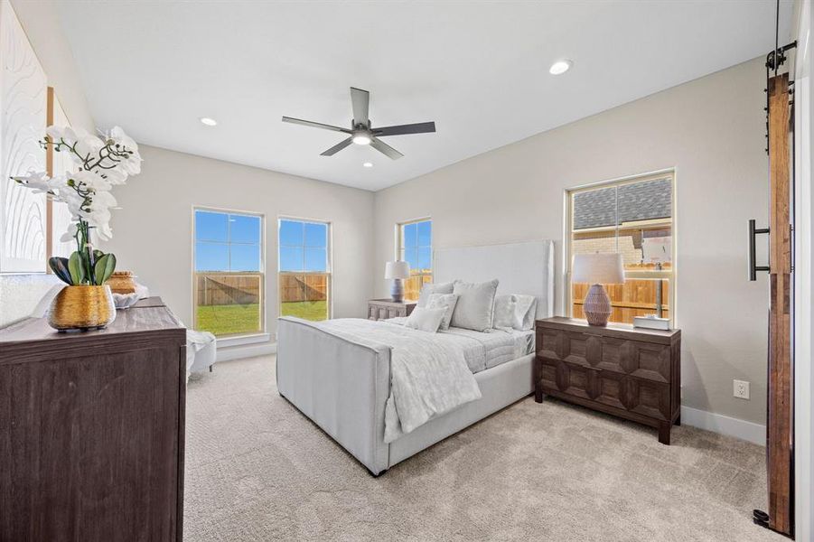 Furnished interior view inside a new home in , Cleburne (Image 4).