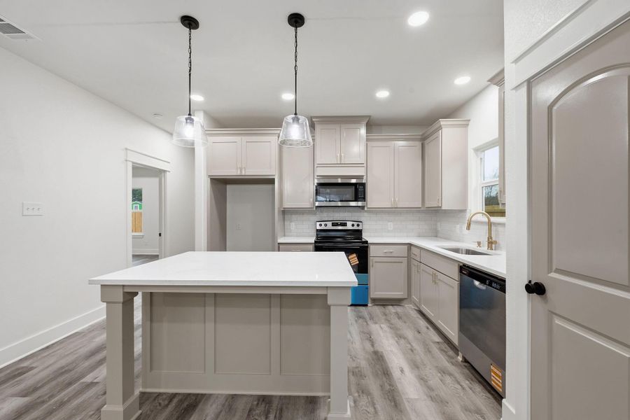 Furnished interior view inside a new home in , Bryan (Image 11).