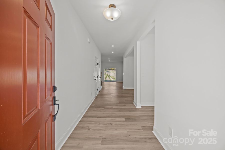 Spacious, unfurnished interior of a new home in Farms at Bellingham, Mooresville (Image 19).