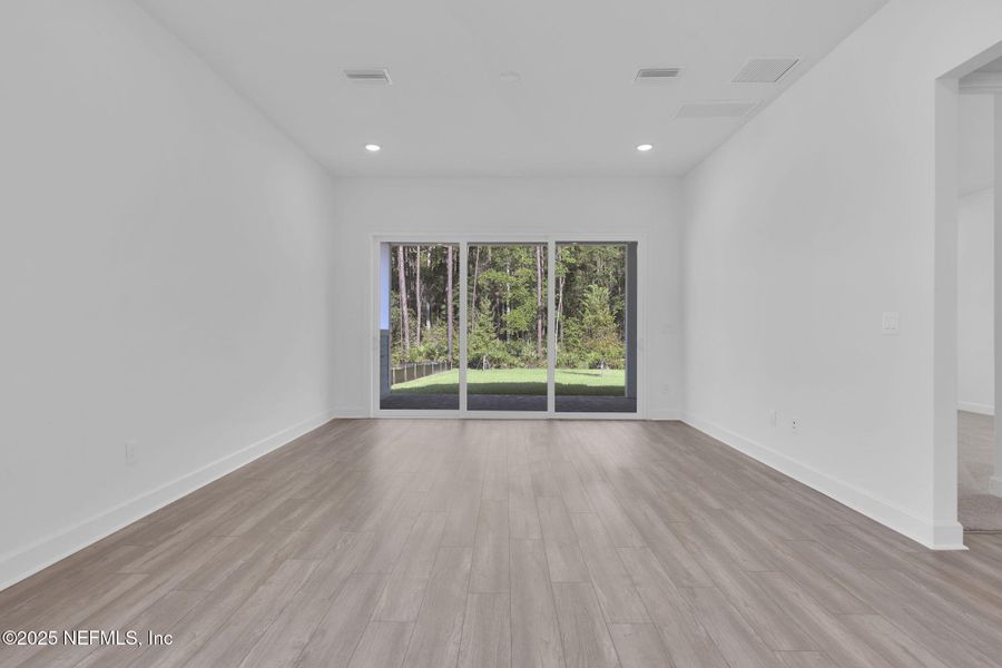 Spacious, unfurnished interior of a new home in Reflections at Nocatee, Ponte Vedra (Image 22).